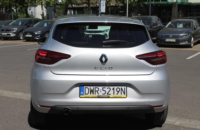 Renault Clio cena 65900 przebieg: 11832, rok produkcji 2022 z Wrocław małe 379